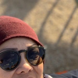 Meet your Posher, Carrie